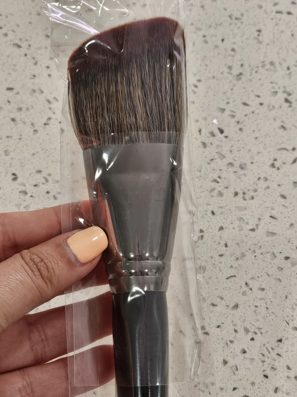 Morphe Flat Top Foundation Brush - Black Handle